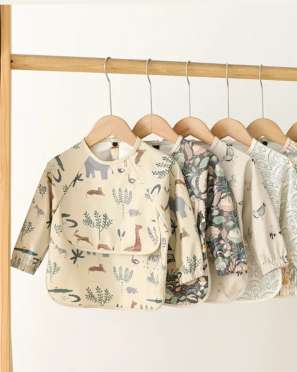 Pechera o babero bolsillo alto PU